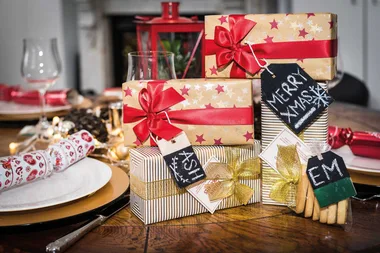 How to make your own chalkboard gift tags