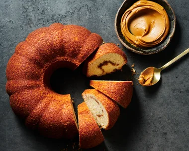 Biscoff swirl bundt cake