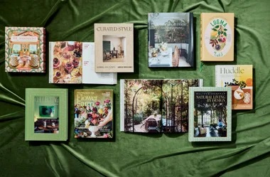 10 non-fiction books on top of a green cloth