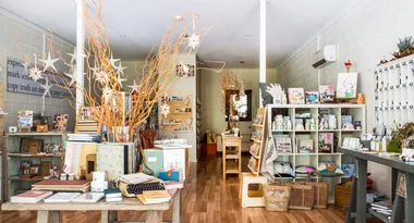 Shop precinct: Olinda, Victoria