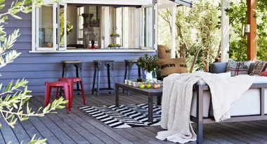 Cosy covered outdoor spaces