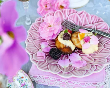 Honey madeleines with orange lemon cream
