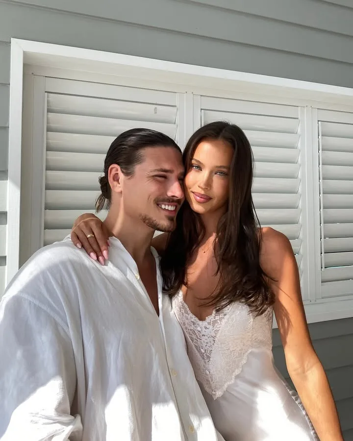 Isabelle Mathers and boyfriend Harri