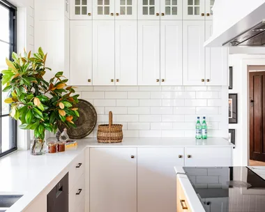 Ivy And Piper Designer's Toowoomba 1940s Queenslander White Kitchen