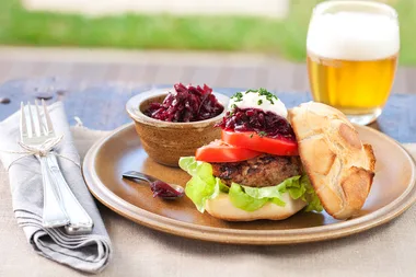https://www.homebeautiful.com.au/lamb-burger-with-beetroot-relish?category=Entertain