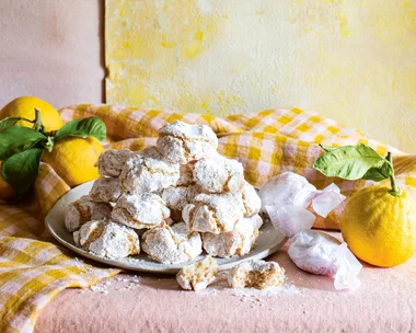 lemon and fennel seed amaretti