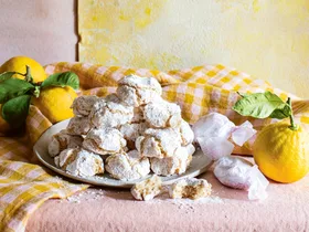 lemon and fennel seed amaretti