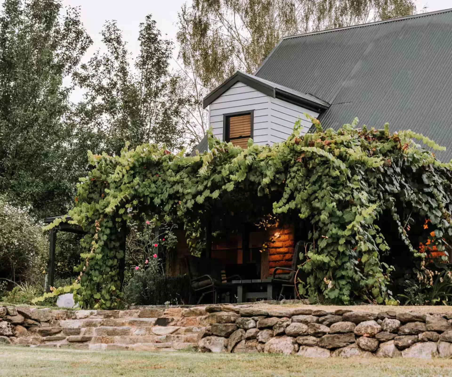 Best Airbnb Victoria for families, the River Road Farmhouse Airbnb in Coral Bank